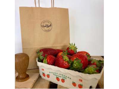 Strawberry trays 1/2 kg.