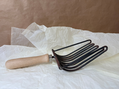 Potato scoop