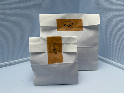 Block bottom bag white SOS no. 4 (25x11x30cm) 500 pieces per box