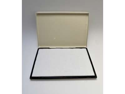 Stempelpude 250 x 150 mm.  i metalæske uindfarvet