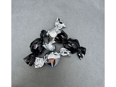 Chokoladekugler sort/sølv - Lakrids 1 kg