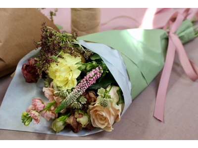 Blomsterpapir misty green 75cm