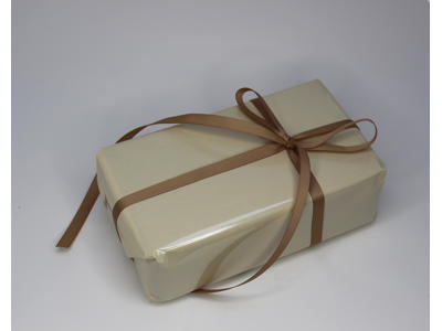 Wrapping paper cream shiny 50cmx180m