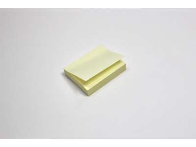 Memoblok gul lille  38x51mm.