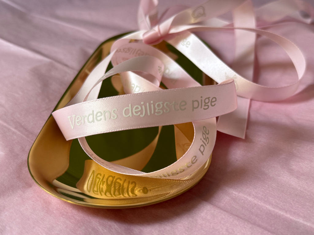 Bånd verdens dejligste pige 16mm x 20m Rosa