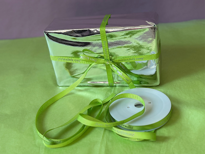 Årets konfirmand bånd lime 9mmx20m