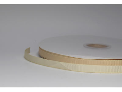 Silkebånd 9mm rillet cream 91m