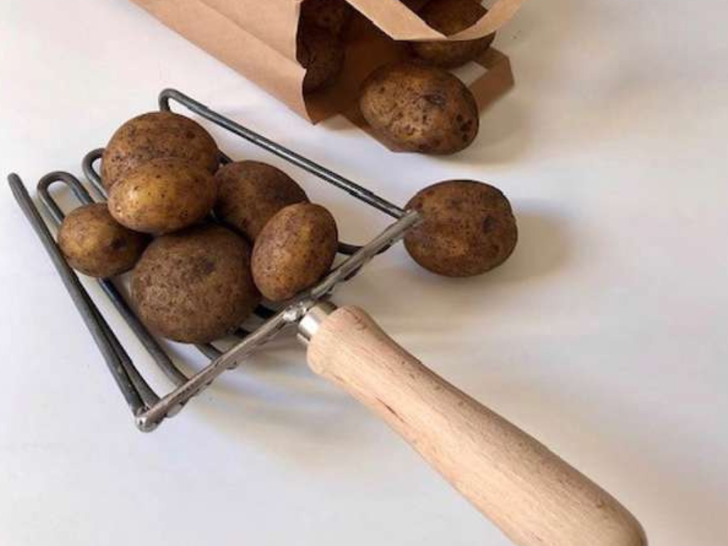 Potato scoop