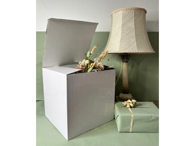 Giftbox for bridal buquets 30x30x30 cm