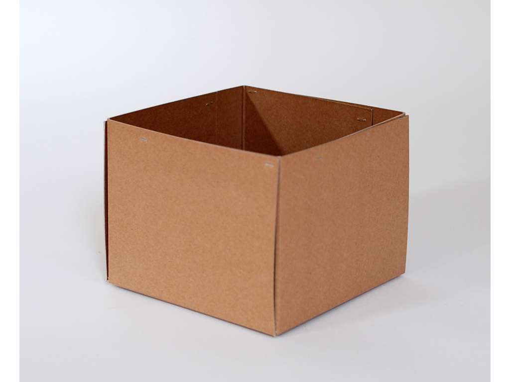 Slidset brun bund 15X15X15cm