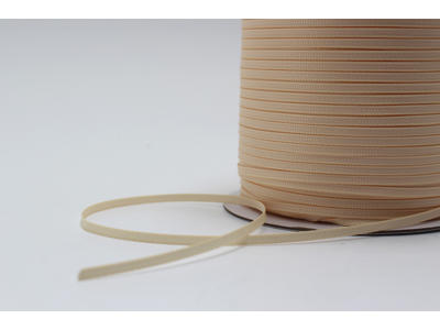 Silkebånd 3mm rillet creme 325 m