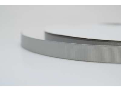 Silkebånd 16mm rillet Light Silver