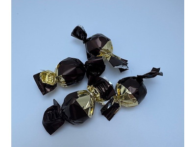 Chocolate with almonds 1 kg gold and brown foil.