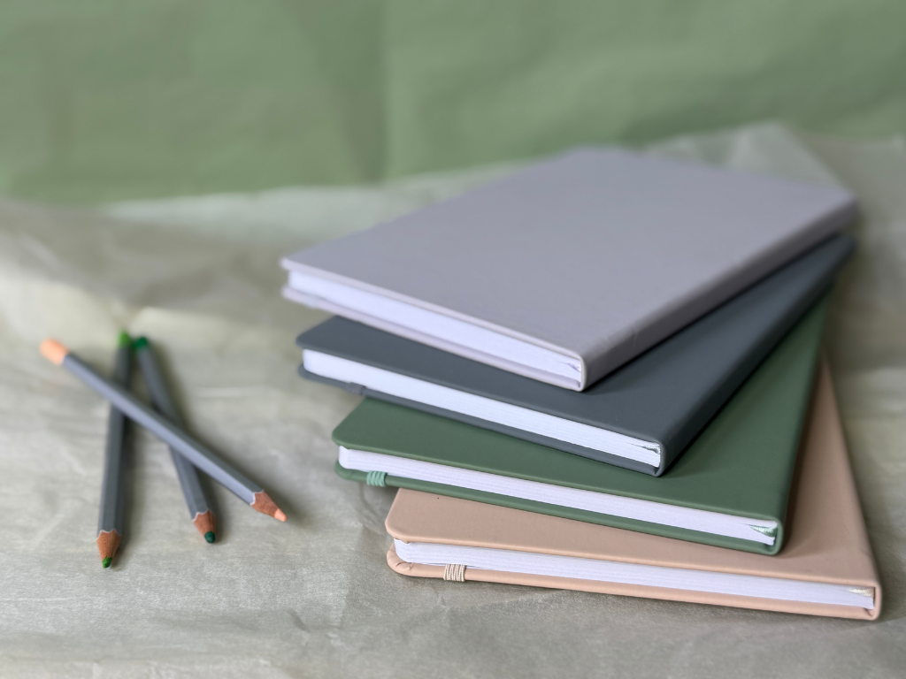 Notesbog A5 hardcover grå linjeret