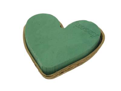 Mosy oasis heart 20cm. 4 hearts in a box
